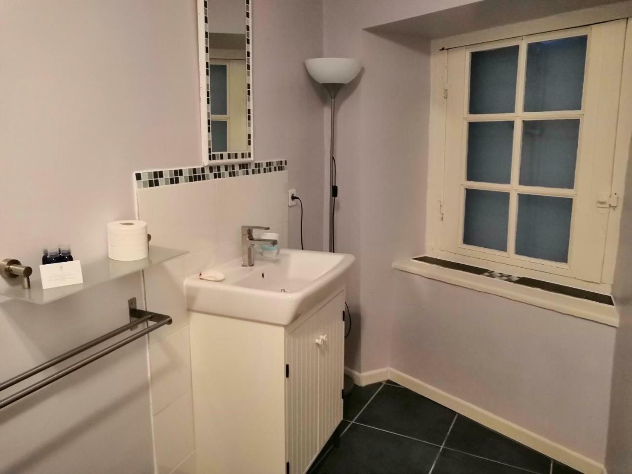 Le Petit Chateau Ginoles Room photo